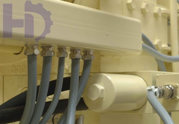 Ứng dụng ống ruột gà lõi thép bọc nhựa dày chống dầu chống nước
